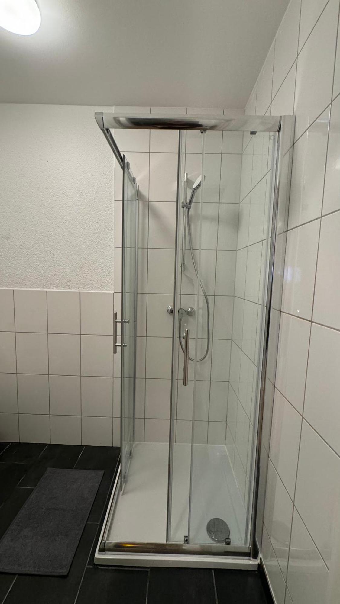 Gemuetliches Design Appartment Weissenthurm Kültér fotó